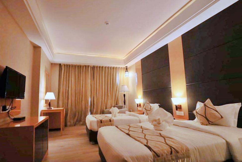 Bindiram Express By Shrigo Hotels Sitapur Muafi Dış mekan fotoğraf
