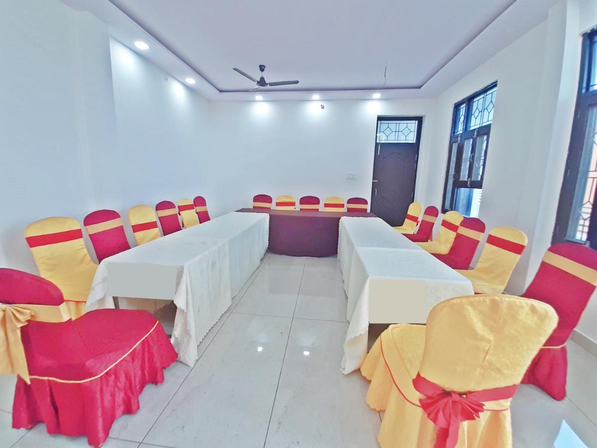 Bindiram Express By Shrigo Hotels Sitapur Muafi Dış mekan fotoğraf