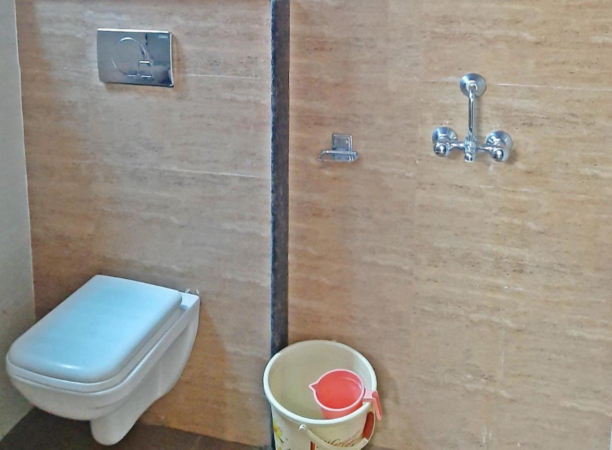 Bindiram Express By Shrigo Hotels Sitapur Muafi Dış mekan fotoğraf